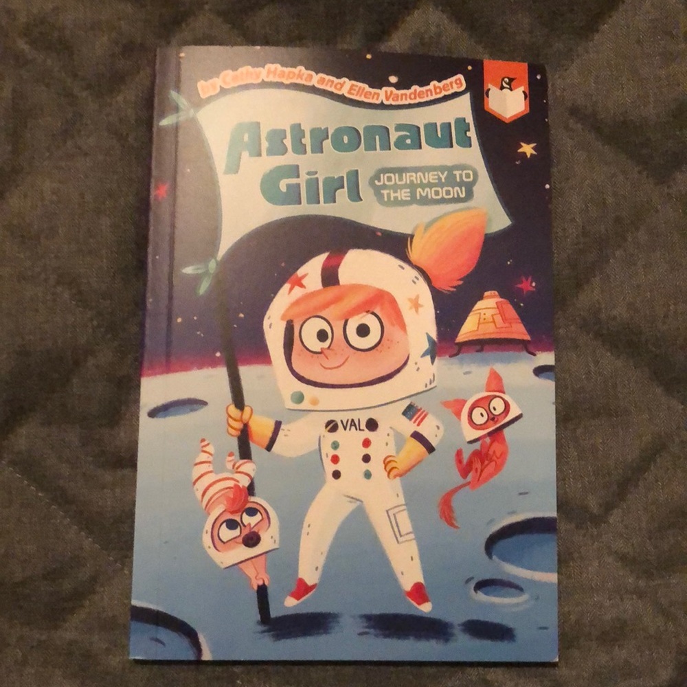 Book - Astronaut Girl